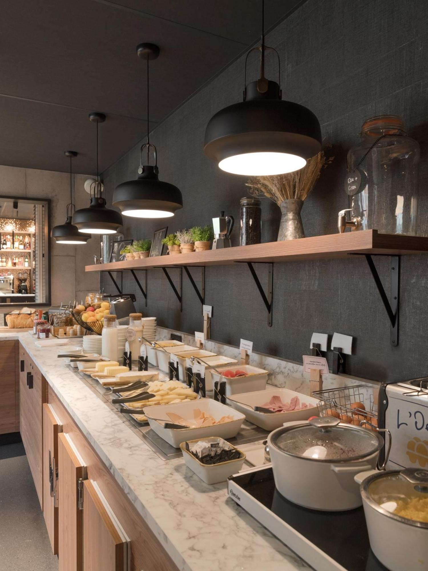 Ibis Paris Rueil Malmaison Экстерьер фото