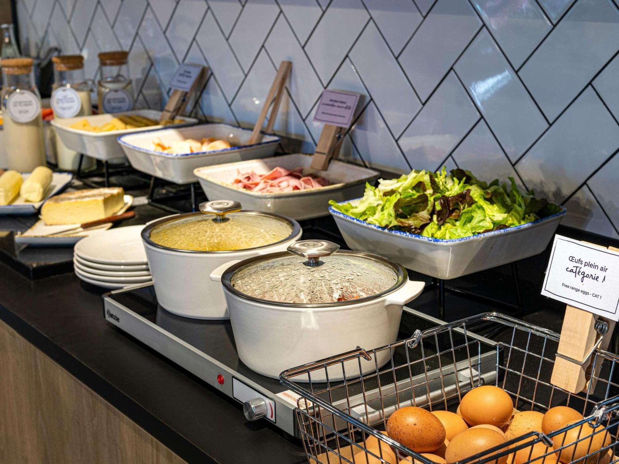 Ibis Paris Rueil Malmaison Экстерьер фото
